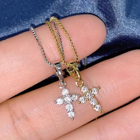 Retro Cross Pendant Necklace for Men Women Copper Zirconia Inlaid Box Chain Vintage Light Luxury Fashion Jewelry Accessory