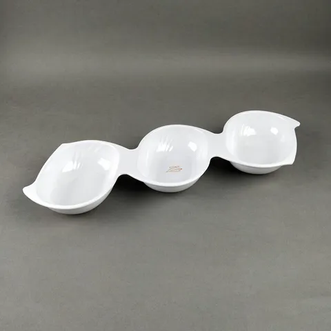 White Melamine Three-Compartment Sushi Serving Platter Nordic Style Divided Snack Dish for Restaurant Home Kitchen