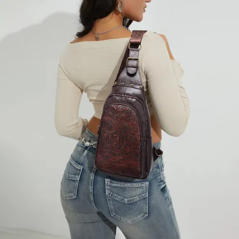 Borsa da Petto Donna in Pelle PU Vintage Occidentale Borsa a Tracolla con Fiori Sbalzati Borsa a Tracolla Piccola con Stampa Muccata
