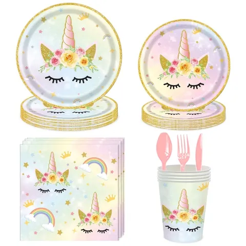 Assiettes et serviettes de fête