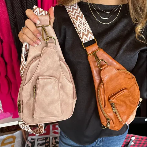 Bolso de Pecho de Mujer Estilo Bohemio de Cuero PU Con Correa Ancha Étnica Geométrica Riñonera Retro Bandolera