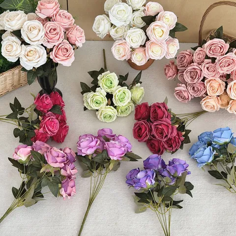 Vintage Oil Painting Style Artificial Rose Bouquet Realistic Silk Flowers For Wedding Home Window Display Floral Decoration