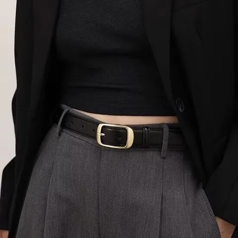 Cintura in Pelle PU Casual Retro da Donna con Fibbia ad Ardiglione Quadrata Dorata Cinturino Versatile per Jeans Abito Accessori Moda