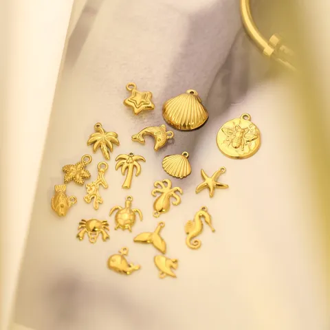 Ciondoli in Acciaio Inossidabile Stile Oceano Stella Marina Conchiglia Delfino Granchio Placcati Oro Accessori Fai da Te per Collane Bracciali