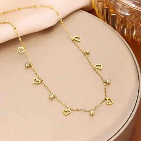 Leichter Luxus Edelstahl Gold Überzogene Herz Anhänger Halskette Strass Eingelegte Schlüsselbein Kette Mode Schmuck Für Damen