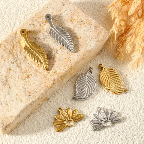 Roestvrij Stalen Bloem Blad Zonnebloem Madeliefje Hanger Charms Voor DIY Sieraden Maken 18K Goud Vergulde Accessoires