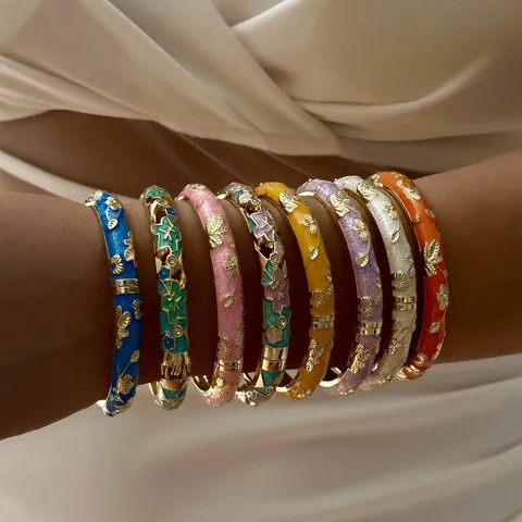 Vintage Gilded Floral Bangle Bracelet For Women Rhinestone Enamel Ethnic Hollow Out Spring Cuff Bangle Alloy Jewelry