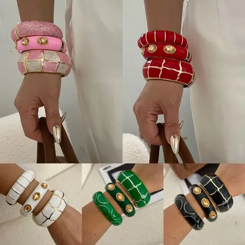 Bracciale Rigido Aperto in Lega Vintage Smalto Geometrico Plaid Strass Intarsiato Bracciale Largo Donna Gioielli di Lusso