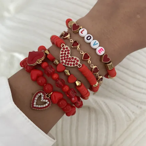 Juego de Pulseras a Capas de San Valentín Colgante Corazón Rojo Aleación Diamante Imitación Perla Artificial Regalo Joyería