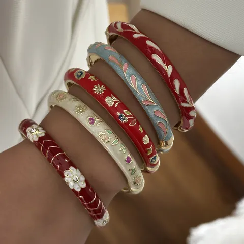 Ethnic Cloisonné Flower Enamel Bangle For Women Alloy Rhinestone Evil Eye Pattern Vintage Light Luxury Bracelet Jewelry Accessory