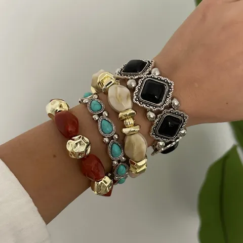 Bohemian Western Cowboy Style Distressed Turquoise Multilayer Bracelet Set For Women Alloy Artificial Stone Beaded Bracelet Vacation Jewelry