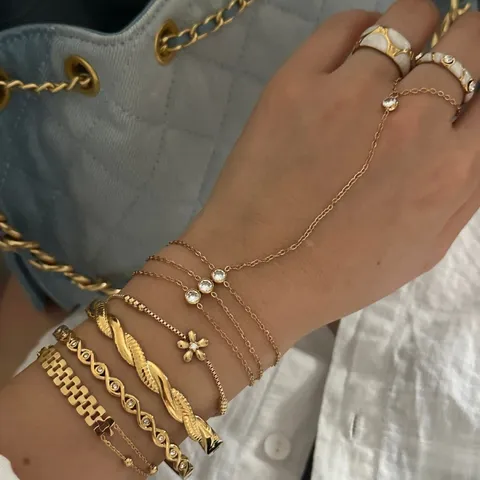 Ins Style Copper Rhinestone Floral Bracelet For Women Dainty Gold Plated Flower Ring-Linked Bracelet Small Crowd Commute Stackable Jewelry