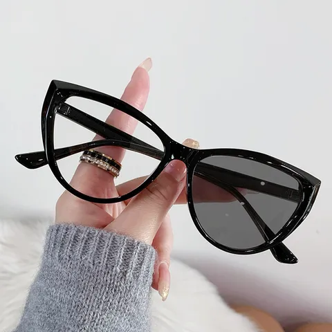 Vintage Cat Eye Photochromic Eyeglasses Frame Women Men Blue Light Blocking Glasses Retro Fashion Decorative Eyewear Slimming Clear Lens Frames
