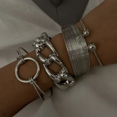 Bracciale Rigido Aperto Multistrato Minimalista in Lega Con Linee Vuote Per Donna Accessorio Di Gioielleria Bracciale Metallico In Stile Geometrico Cool