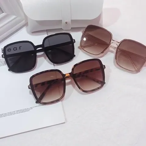 Women Oversized Square Sunglasses Fashion PC Frame Gradient Lens Rice Stud Decor Chic Square Sun Glasses Unique Eye Wear