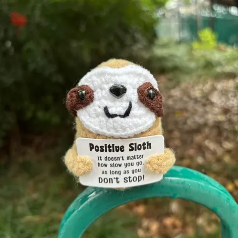 Poupée d'Animal au Crochet Fait Main Jouet de Support Émotionnel Positif Ornement de Bureau en Laine Tricotée