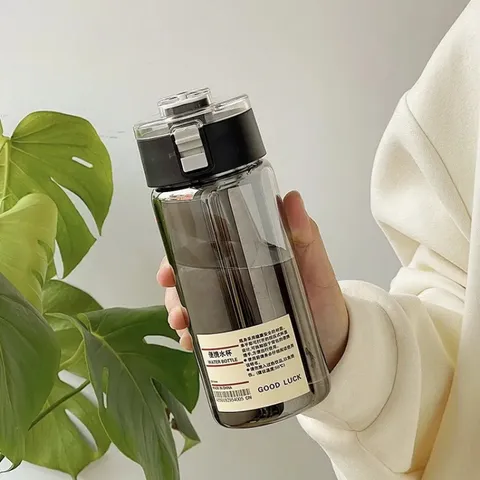 Tragbarer Plastik Wasserbecher Große Kapazität Tumbler Mit Tee-Infuser Schloss Deckel Für Büro Outdoor