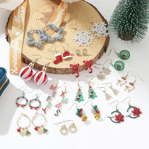 Kerst Oorbellen Set Voor Dames Zinklegering Strass Emaille Rendier Sneeuwvlok Boom Bel MERRY XMAS Oorknopjes Hangers