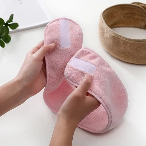 Soft Coral Fleece Makeup Headband For Women Adjustable Facial Washing Spa Headband With Velcro Closure Absorbent Hair Band