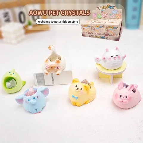 Mignon Animal de Dessin Animé en Résine Blind Box Ornement de Bureau Avec Pierre de Cristal Naturelle Style Guérison