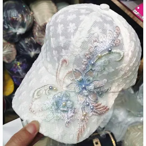 Women's Lace Floral Embroidery Baseball Cap Mesh Breathable Sun Hat Korean Adjustable Rhinestone Pearl Summer Beach Hat