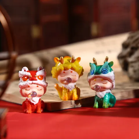 Chinese Heritage Lucky Cloud Dream Auspicious Beast Blind Box Synthetic Resin Mystery Box Figure Desk Ornament Collectible Gift