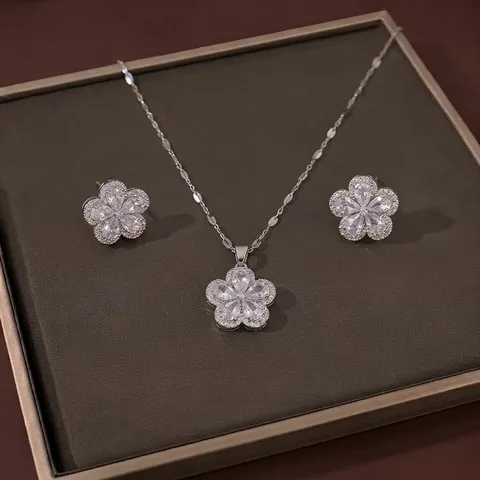Luxus Titanstahl Strass Anhänger Halskette Für Damen Mode Herz Blume Schmetterling Engel Flügel Smiley Schmuck