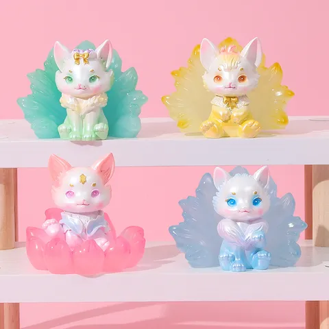 Chinese Style Luminous Nine-tailed Fox Resin Ornament Mythical Shanhaijing Mythological Creature Miniature Desktop Figurine Decor Gift