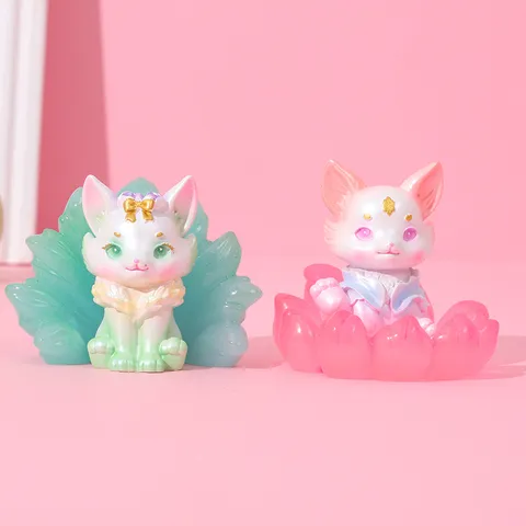 Chinese Style Luminous Nine-tailed Fox Resin Ornament Mythical Shanhaijing Mythological Creature Miniature Desktop Figurine Decor Gift