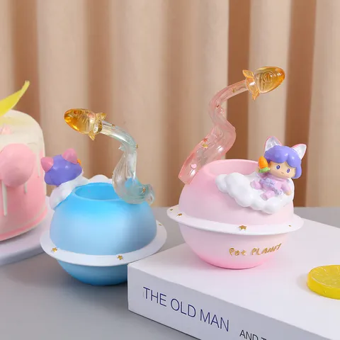 Cute Space Girl Astronaut Resin Pen Holder Desktop Planet Storage Organizer Ornament Birthday Gift Home Office Decor
