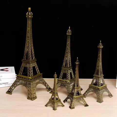 Vintage Eiffel Tower Model Paris Souvenir Iron Miniature Statue For Home Living Room Office Desk Decoration Gift Bronze