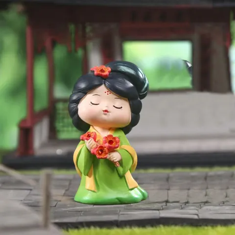 Chinese Vintage Palace Style Tang Palace Night Dream Resin Figurines Miniature Desktop Court Lady Statues For Home Decor Ornament Gift