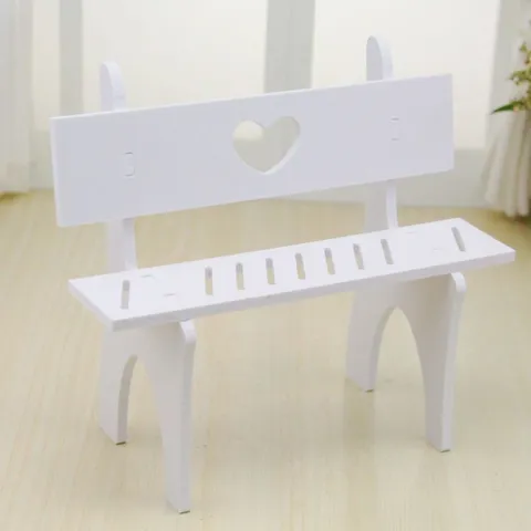 Mini Weiße Dekorative Kunststoffbank Herzausschnitt Landhausstil Miniaturstuhl Für Puppen Haus Tischdeko Ornament