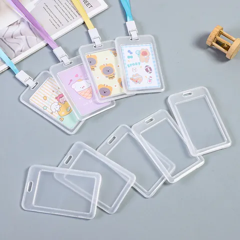 Cartoon Kunststoff Transparent Ausweishalter Schlüsselanhänger Umhängeband Set Für Schulkinder Buspass Ausweisschutz Vertikale Hülle