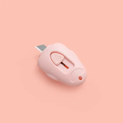 Schattige Pinguïn Mini Cuttermesser Draagbaar Kartonmes Cartoon Zakmes Met Ophanggat Voor Studenten Schrijfwaren Kantoor Express Pakket Uitpakken