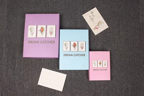 Boîte Cadeau Attrape-Rêve Imprimée en Couleur Style Ins Avec Carte de Vœux Et Papier Déchiqueté Pour Anniversaire Mariage Boîte d'Emballage Haut de Gamme