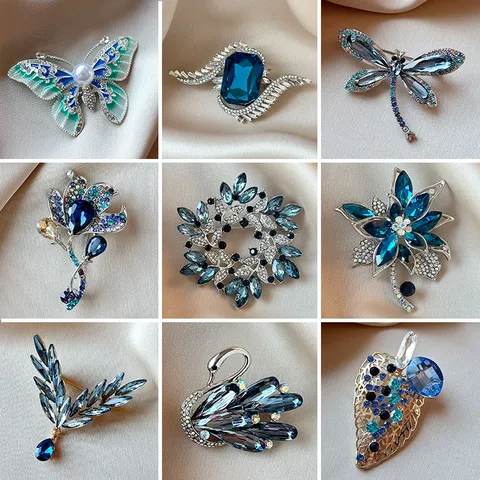 Elegant Insect Flower Brooch Pin For Women Luxury Zinc Alloy Rhinestone Artificial Pearl Animal Brooch Wedding Party Jewelry Gift