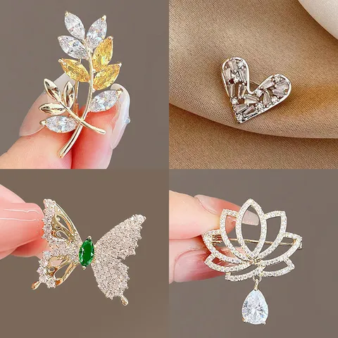 Cute Animal And Plant Alloy Rhinestone Brooch Fashion Anti-Glare Lapel Pin Suit Collar Decoration Jewelry Gift For Women