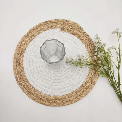 Modern Round Straw Woven Cotton Rope Place Mat Heat Insulating Pot Trivet Color Block Handwoven Decorative Dinnerware Mat For Dining Table Home Kitchen