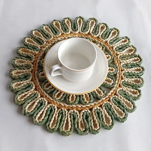 Tovaglietta in Cartoccio di Mais a Forma di Girasole Tessuta a Mano Stile Pastorale Sottopentola Rotondo Intrecciato per Decorazione Tavolo da Pranzo