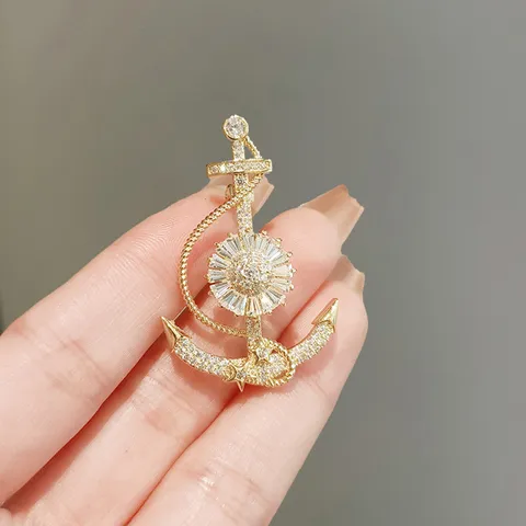 Elegante Broche De Ancala De Aleación Dorada Con Diamantes De Imitación Lujo Traje Solapa Pin Joyería De Moda Accesorios Para Mujeres