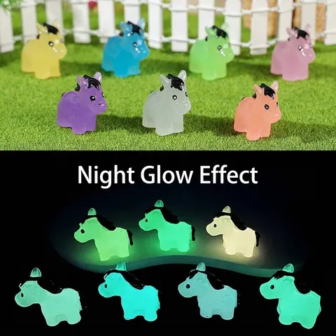 Poney Lumineux Résine Ornement de Micro Paysage Lumineux dans le Noir Figurine Miniature Décoration de Jardinage DIY Cadeau