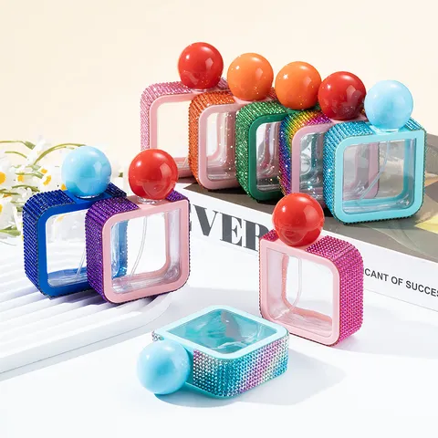 Portable Square Spray Bottle With Rhinestone Decoration And Ball Cap Empty Refillable Atomizer For Perfume Alcohol Cosmetic Water