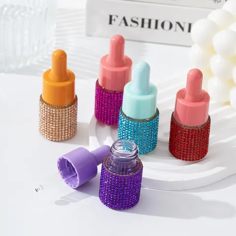 Luxury Rhinestone Essential Oil Dropper Bottle Creative Portable Travel Perfume Refillable Empty Glass Bottle For Women Gift