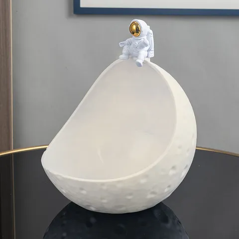 Astronaut Maan Opbergdoos Desktop Organizer Hars Beeldje Sleutelhouder Huis Woonkamer Tafeldecoratie