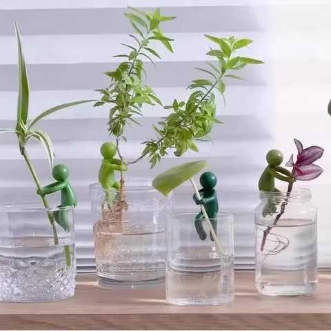 Cute Climbing Man Plant Support Hydroponic Stem Holder Anti-Lodging Plant Support Frame Desktop Decoration