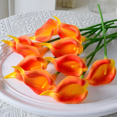 Fleurs Artificielles Mini Calla PU Tige Unique Fausses Fleurs pour Mariage Décoration de Table de Maison Accessoires de Photographie