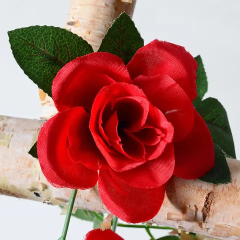 Ratán de Flores de Rosas de Seda Artificial Guirlanda Planta Colgante Falso Ratán Floral Para Hogar Boda Fiesta Decoración De Pared