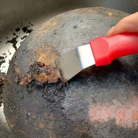 Racloir de Nettoyage de Cuisine en Acier Inoxydable Multifonctionnel Poignée en Plastique Rouge Noir Hotte Outil de Nettoyage