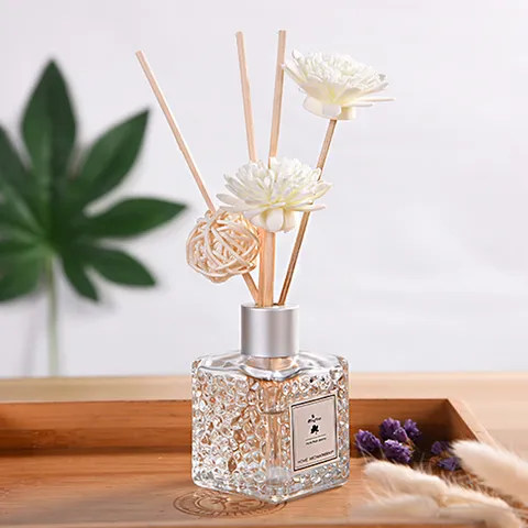 Moderno Difusor de Varillas en Botella de Vidrio con Relieve Ambientador para el Hogar Con Varillas de Fibra y Flores Para Sala Dormitorio Baño Regalo